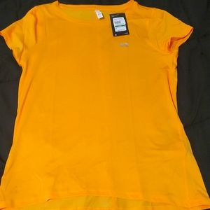 Underarmour HeatGear Tshirt LG womens